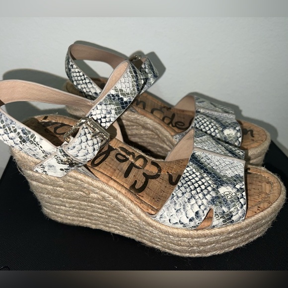 Sam Edelman Wedges - Picture 2 of 7